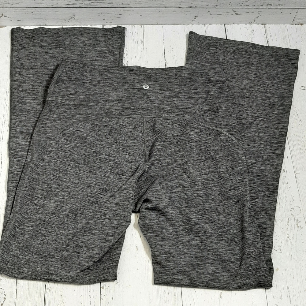 Lululemon Groove Flare Pants Nulu Size 12 Heathered Black W5CSSS - Picture 6 of 10